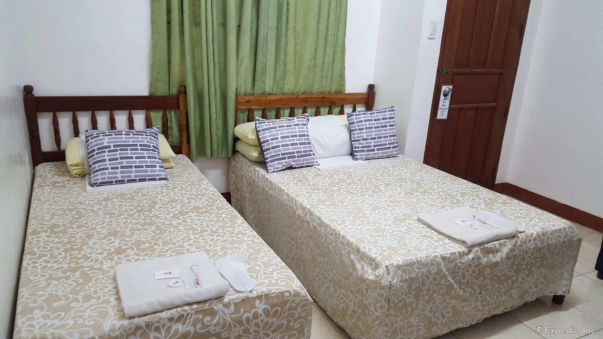 Lola Itang Pension House Tiniguiban Esterno foto