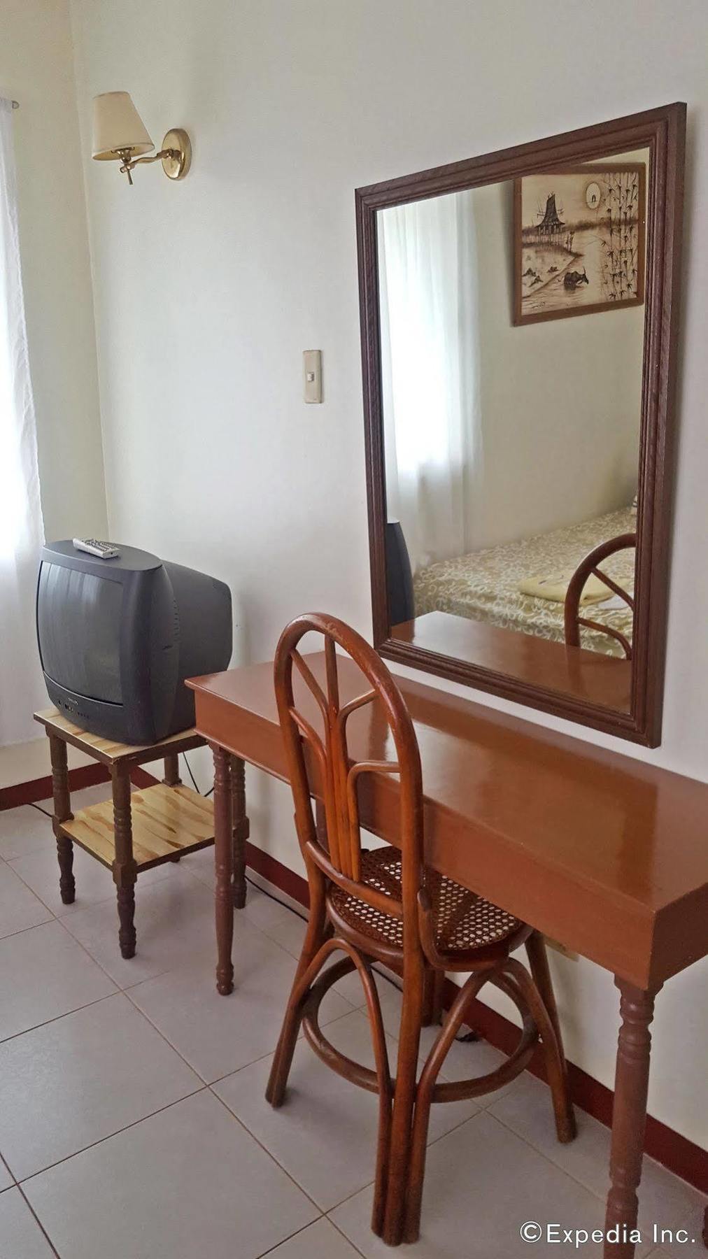 Lola Itang Pension House Tiniguiban Esterno foto