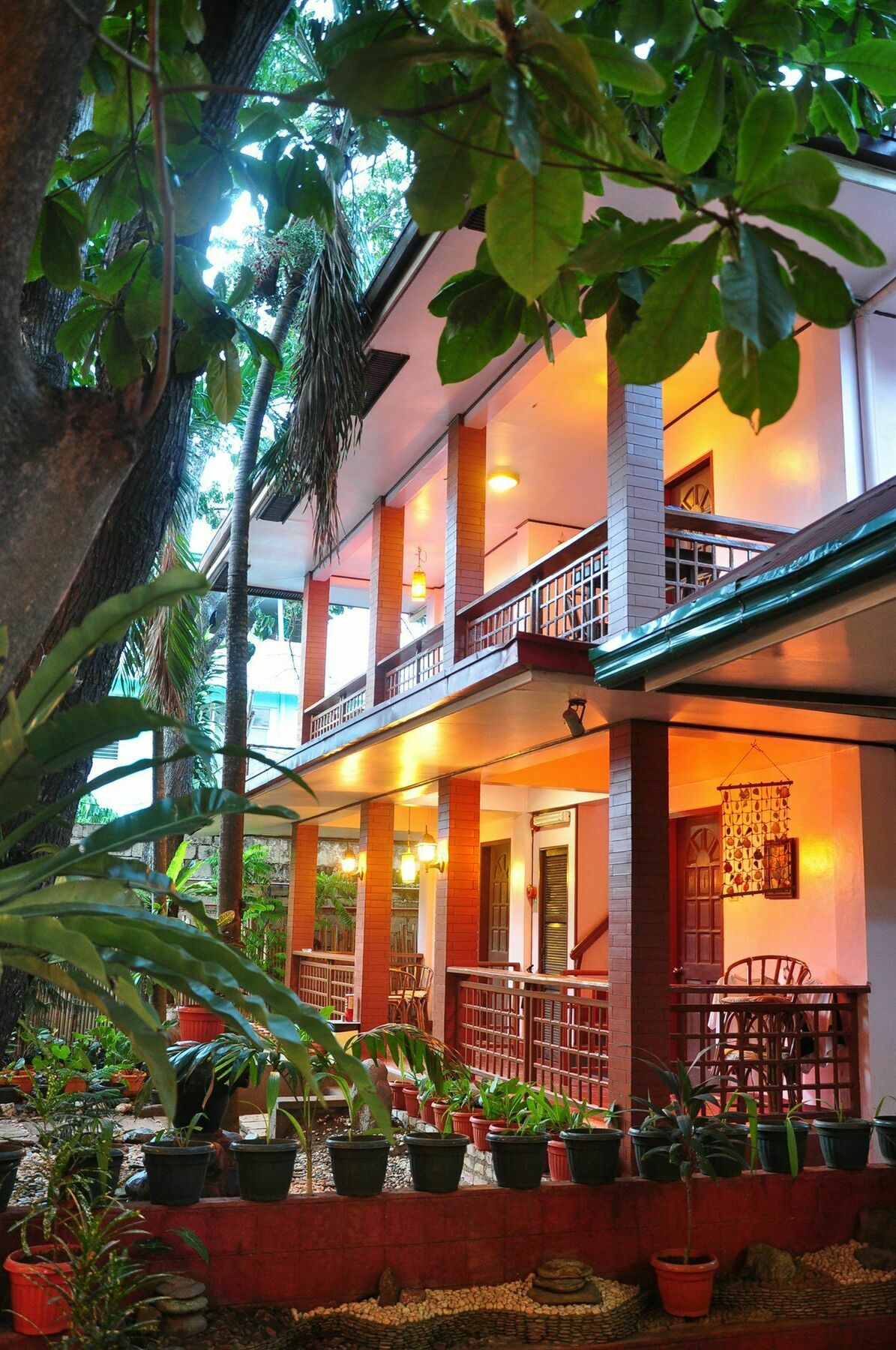 Lola Itang Pension House Tiniguiban Esterno foto