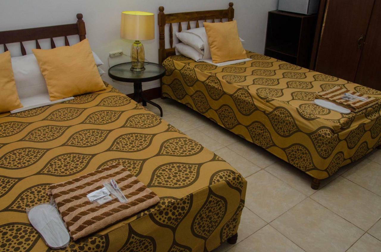 Lola Itang Pension House Tiniguiban Esterno foto